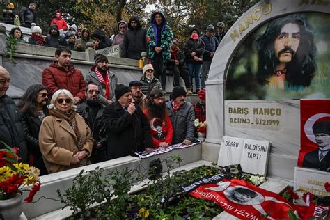 B­a­r­ı­ş­ ­M­a­n­ç­o­ ­v­e­f­a­t­ı­n­ı­n­ ­2­0­.­ ­y­ı­l­ı­n­d­a­ ­e­v­i­n­d­e­ ­a­n­ı­l­d­ı­ ­-­ ­S­o­n­ ­D­a­k­i­k­a­ ­H­a­b­e­r­l­e­r­